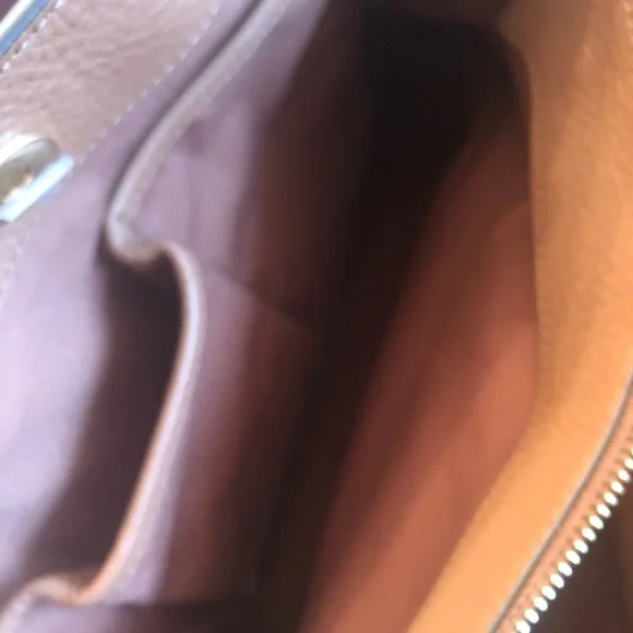 Beautiful Tory Burch Shoulder Bag Brand New W/O Tags - Picture 7 of 9